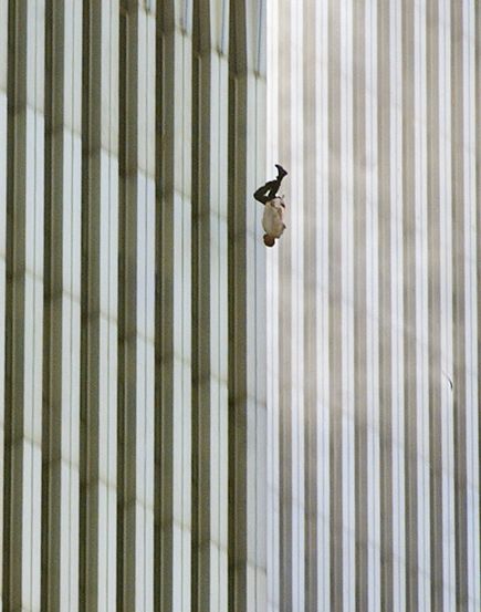 september-9-11-attacks-anniversary-ground-zero-world-trade-center-pentagon-flight-93-falling-man_39992_600x450.jpg